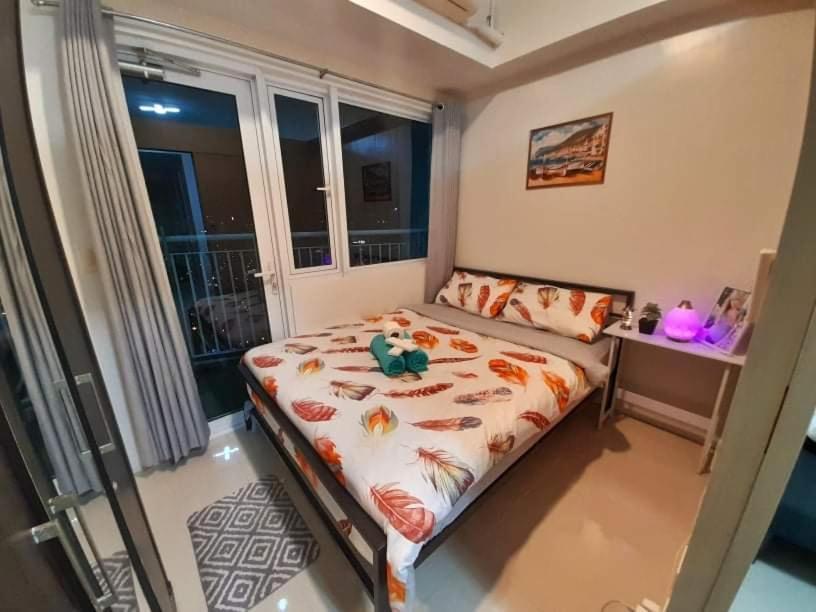 D&G Affordable Staycation Airbnb Ph Makati City Exterior photo